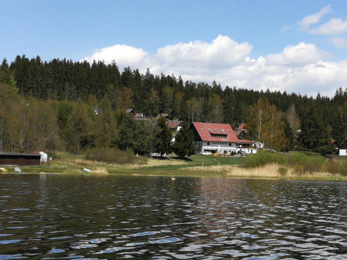 Hotel Penzion Tomy Na Pláži Frymburk Exterior foto